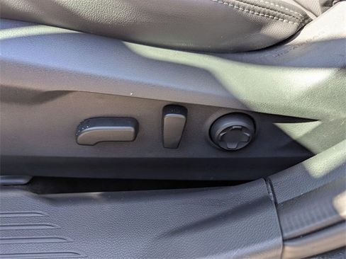 Used 2025 Subaru Outback Limited image 9