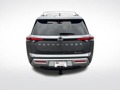 Used 2024 Nissan Pathfinder SL AWD/4WD image 4