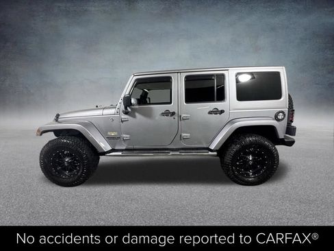 Used 2015 Jeep Wrangler Unlimited Sahara w/ Mopar Chrome Edition Group AWD/4WD image 3