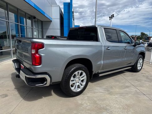 Used 2023 Chevrolet Silverado 1500 LTZ AWD/4WD image 5