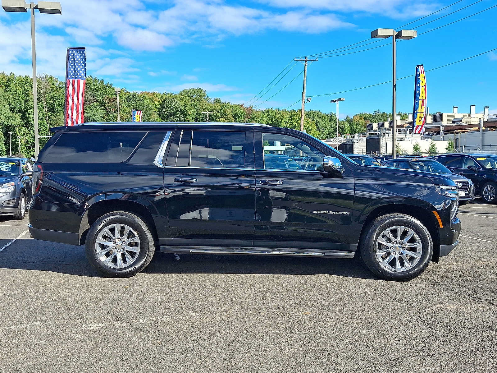 Certified 2025 Chevrolet Suburban Premier w/ Sun And Tow Package AWD/4WD image 7