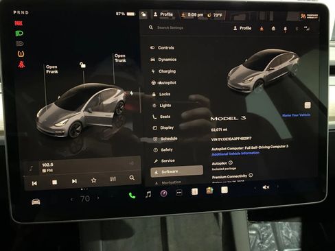 Used 2023 Tesla Model 3 Standard Range image 14