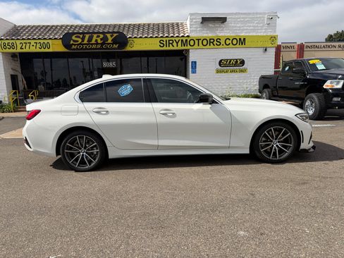 Used 2019 BMW 330i Sedan w/ Convenience Package RWD image 2