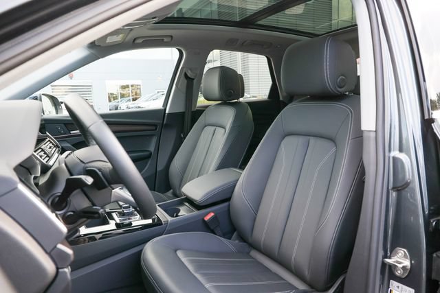 Certified 2023 Audi Q5 2.0T Premium w/ Convenience Package AWD/4WD image 31