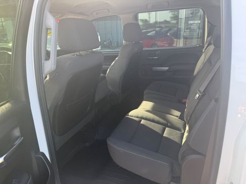 Used 2015 Chevrolet Silverado 2500 LT w/ LT Convenience Package AWD/4WD image 9