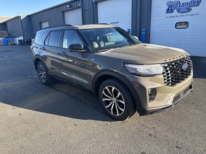 New 2026 Ford Explorer ST-Line