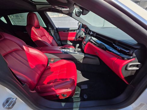 Used 2017 Maserati Quattroporte S GranSport image 18