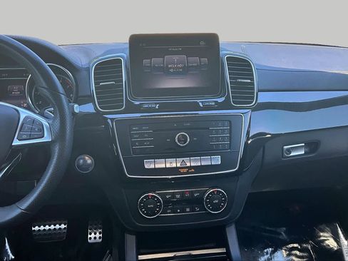 Used 2019 Mercedes-Benz GLE 43 AMG 4MATIC Coupe image 7