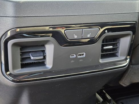 New 2026 GMC Sierra 2500 AT4 w/ Technology Package image 35