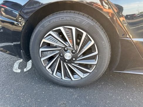 Used 2023 Hyundai Sonata Limited FWD image 5