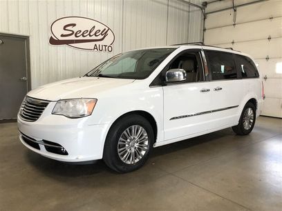 Used 2016 Chrysler Town & Country Touring-L