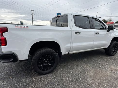 Used 2024 Chevrolet Silverado 1500 LT Trail Boss w/ Convenience Package II image 5
