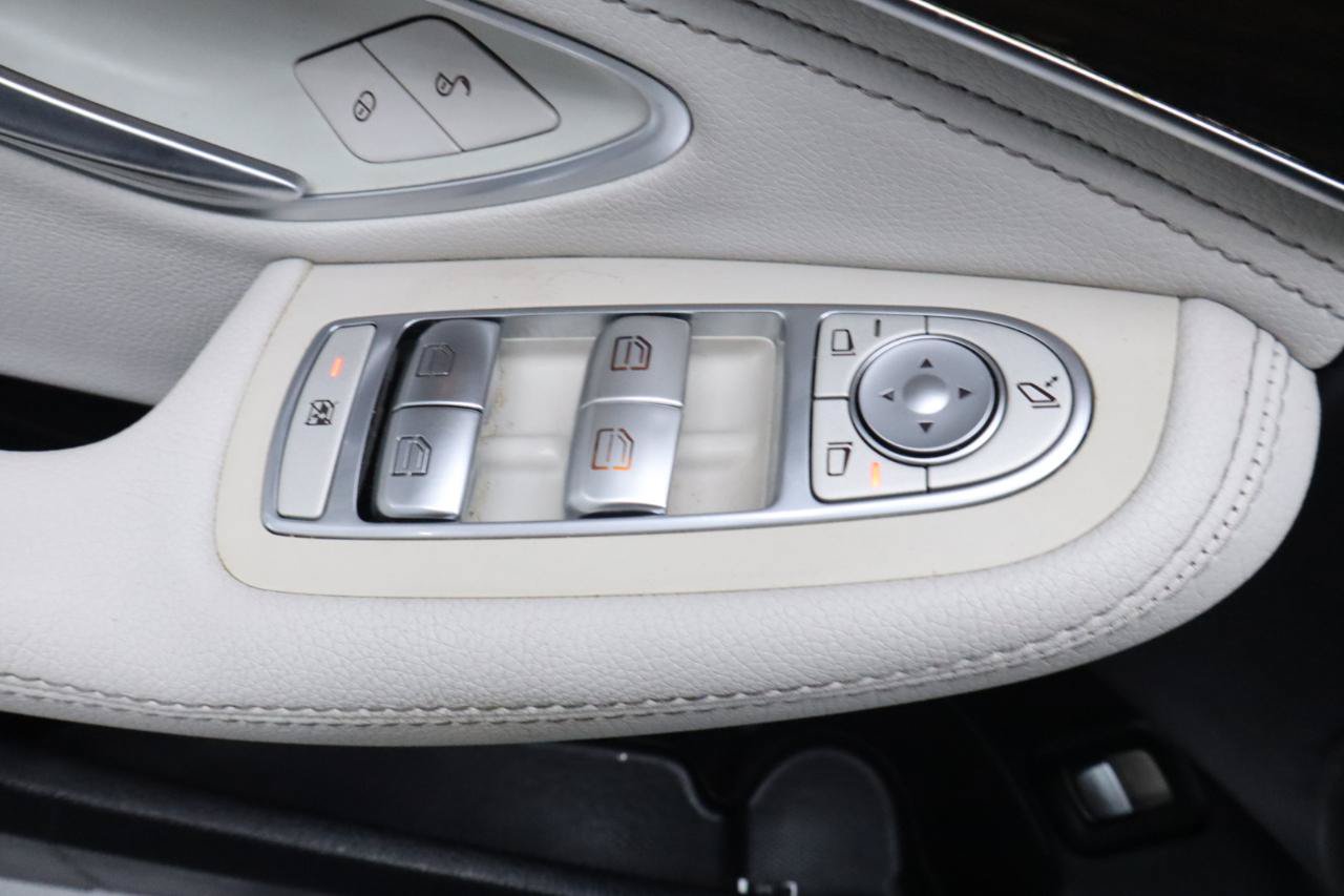 Used 2016 Mercedes-Benz C 300 4MATIC Sedan image 28