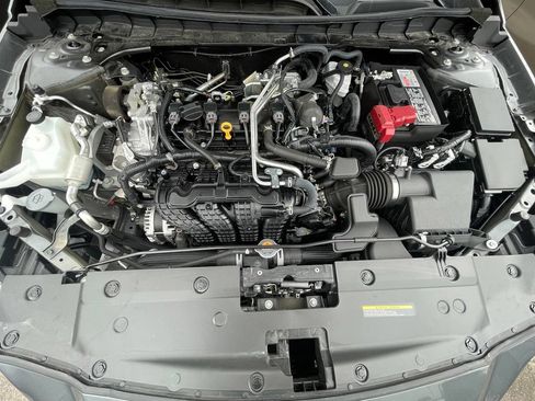 Used 2025 Nissan Altima 2.5 SR FWD image 31
