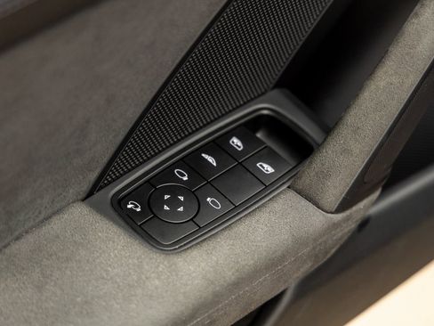 Certified 2022 Porsche 911 Carrera GTS image 24