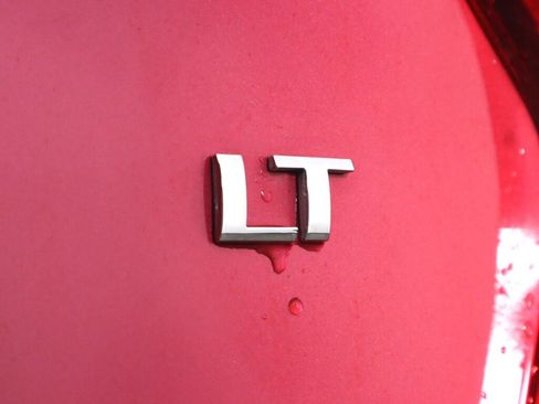 Used 2019 Chevrolet Spark LT FWD image 32