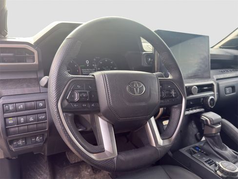 Used 2024 Toyota Tacoma Limited image 6