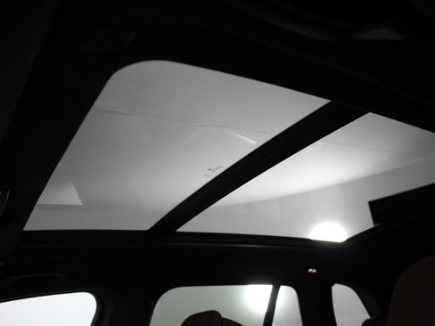 New 2026 BMW X5 xDrive40i w/ Climate Comfort Package image 14