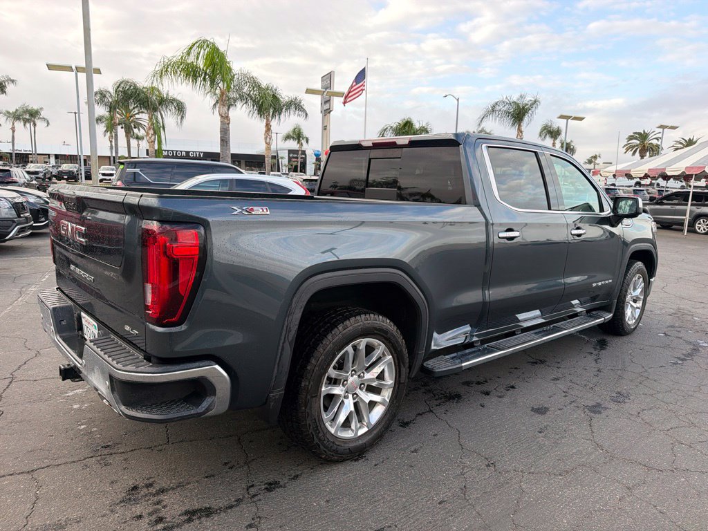 Used 2019 GMC Sierra 1500 SLT w/ SLT Premium Package AWD/4WD image 4