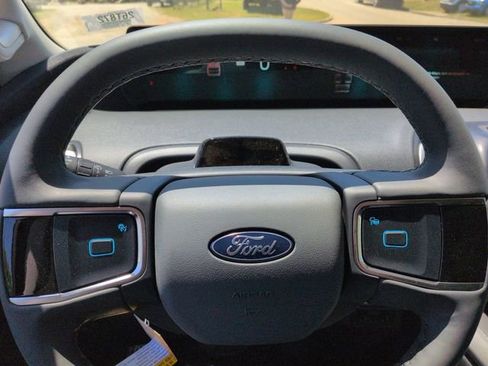 New 2026 Ford Expedition Max Active image 30