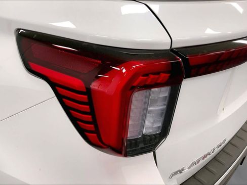 New 2026 Ford Explorer Platinum RWD image 14