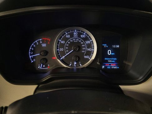Used 2020 Toyota Corolla LE image 23