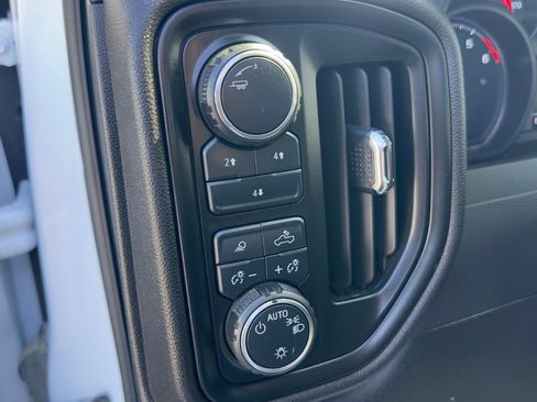 Used 2025 Chevrolet Silverado 2500 W/T w/ WT Convenience Package image 9