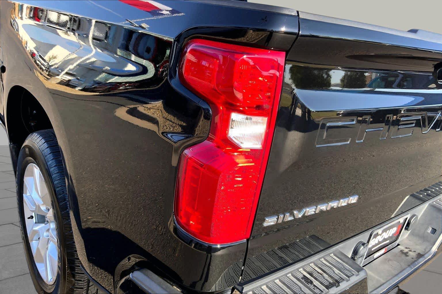 Used 2025 Chevrolet Silverado 1500 Custom RWD image 29