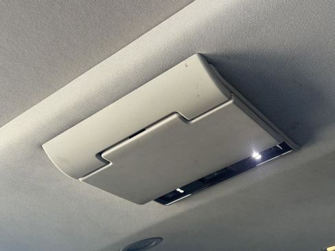 Used 2017 Chevrolet Tahoe Premier image 25