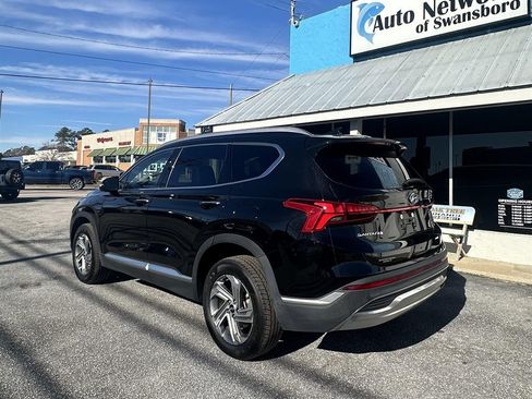 Used 2023 Hyundai Santa Fe SEL w/ Premium Package image 6