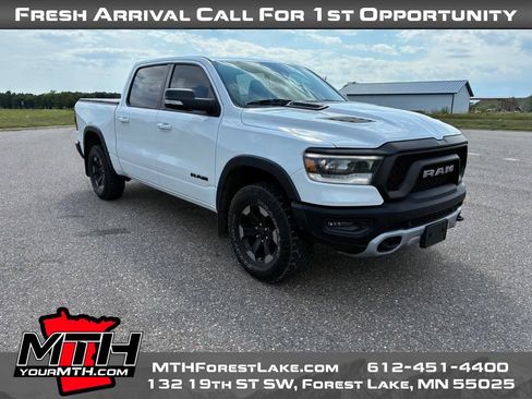 Used 2019 RAM 1500 Rebel AWD/4WD image 2
