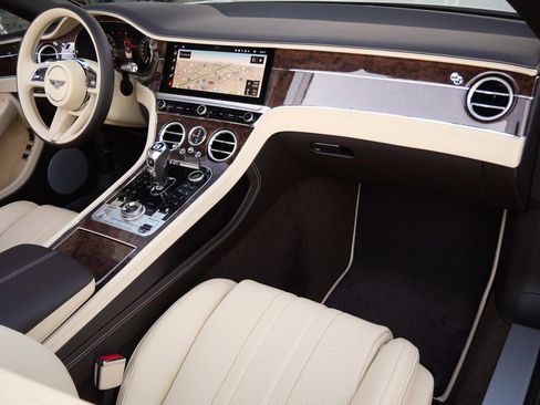 New 2026 Bentley Continental GTC image 2