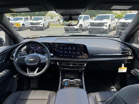 New 2026 Chevrolet Traverse High Country AWD/4WD image 15
