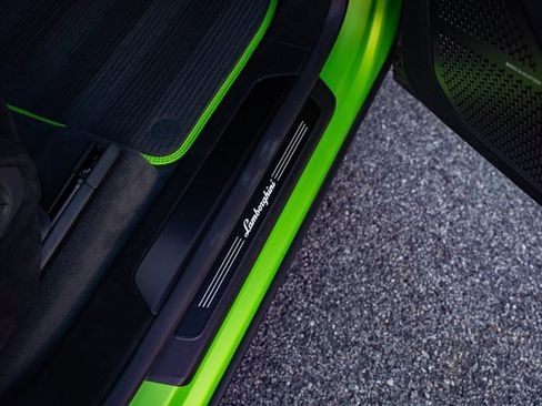 Used 2024 Lamborghini Urus Performante image 33