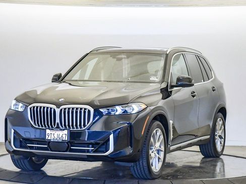 Used 2026 BMW X5 sDrive40i w/ Premium Package image 1