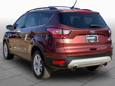 Used 2018 Ford Escape SE w/ Ford Safe & Smart Package AWD/4WD image 12