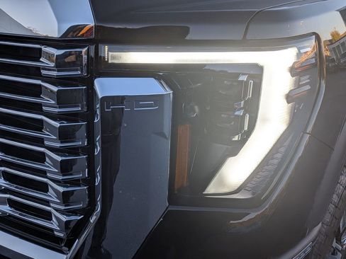 New 2026 GMC Sierra 2500 Denali w/ Max Trailering Package image 7