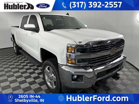 Used 2015 Chevrolet Silverado 2500 LT w/ LT Convenience Package AWD/4WD image 2