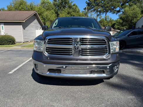 Used 2019 RAM 1500 Big Horn RWD image 3