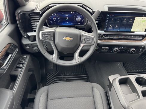 New 2026 Chevrolet Silverado 1500 LT image 18