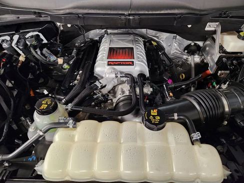 Used 2024 Ford F150 Raptor w/ Equipment Group 803A Raptor R AWD/4WD image 33