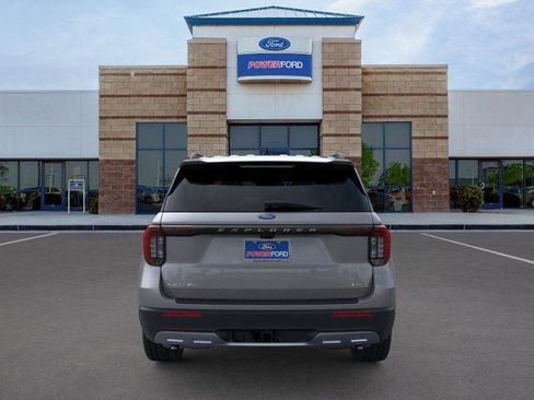 New 2026 Ford Explorer Active w/ Active Comfort Package image 7