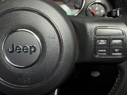 Used 2017 Jeep Wrangler Unlimited Sport w/ Quick Order Package 24S AWD/4WD image 27