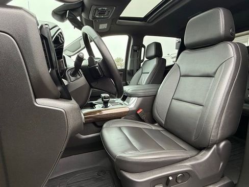 Used 2025 GMC Sierra 1500 Elevation w/ Elevation Premium Package image 16