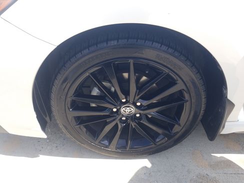 Used 2021 Toyota Camry XSE FWD image 22