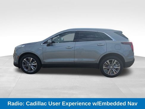 Used 2025 Cadillac XT5 Premium Luxury image 3