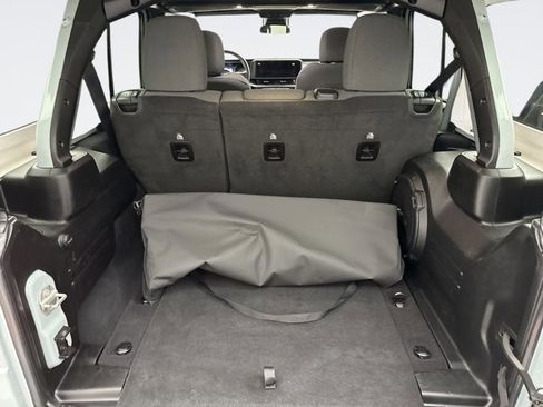 Used 2024 Jeep Wrangler Unlimited Sport image 18