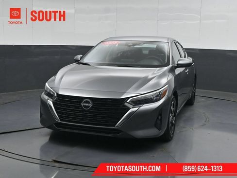 Used 2024 Nissan Sentra SV FWD image 5