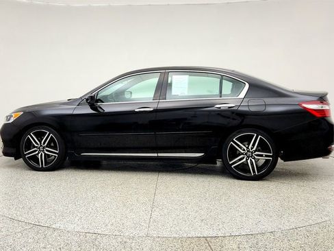 Used 2016 Honda Accord Sport image 8