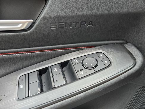 New 2026 Nissan Sentra SR w/ SR Premium Package FWD image 14